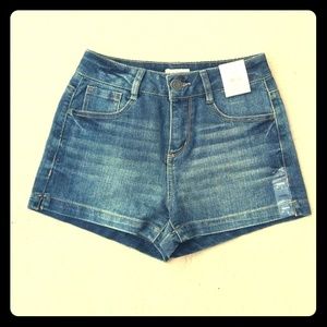 High Rise SO Shortie Stretch Shorts Size 3